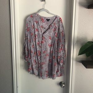 Torrid Harper top, size 4